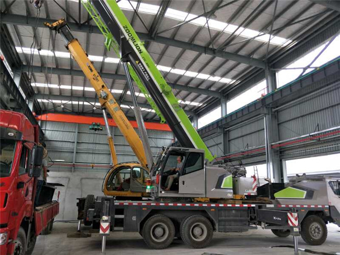 山海关区高空车出租需要注意哪些安全事项？